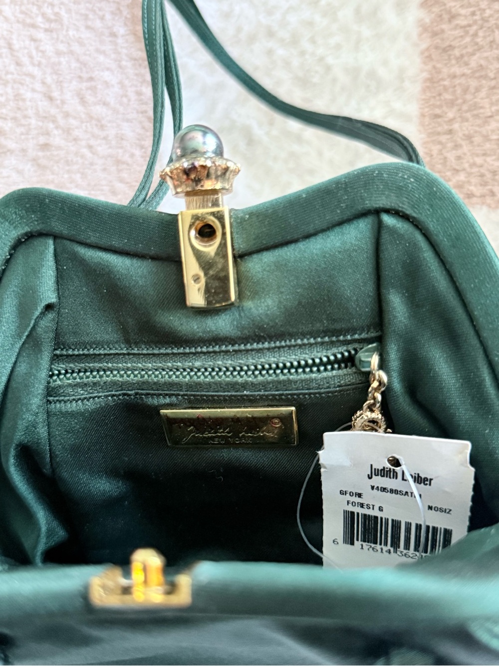 Judith Leiber Forest Green Satin Occasion Bag Crystal Pearl Closure NWT - Picture 5 of 6